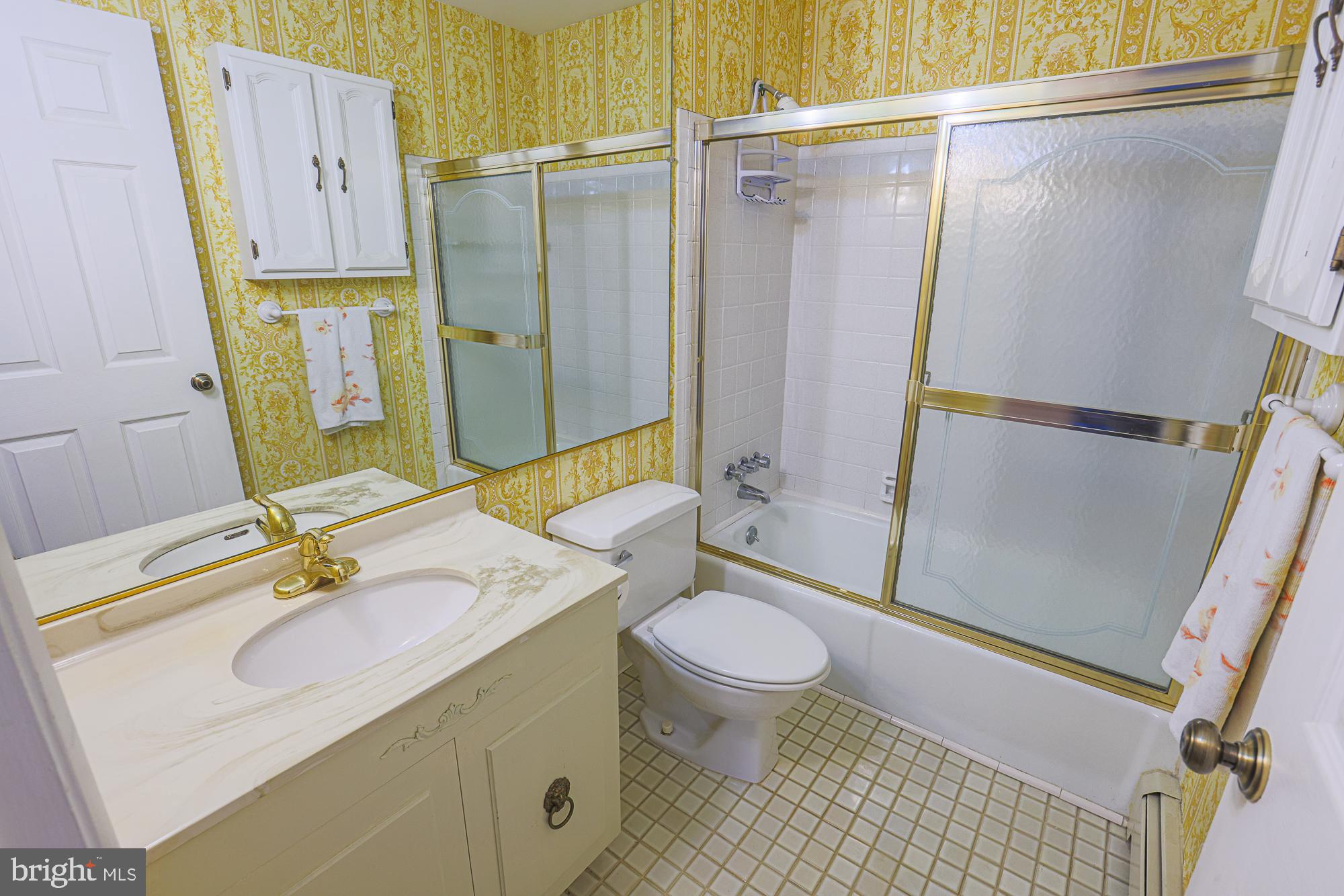 2405 Papaya Road Edgewood, MD 21040 - Photo 40 of 57 Main Level Full Bath