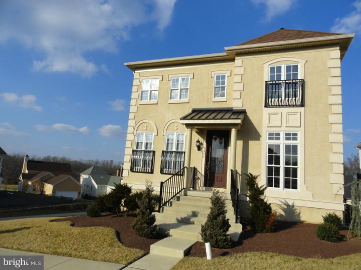 1693 Silver Birch Road Huntingdon Valley, PA 19006 - Photo 1 of 19 Gallery Image 1