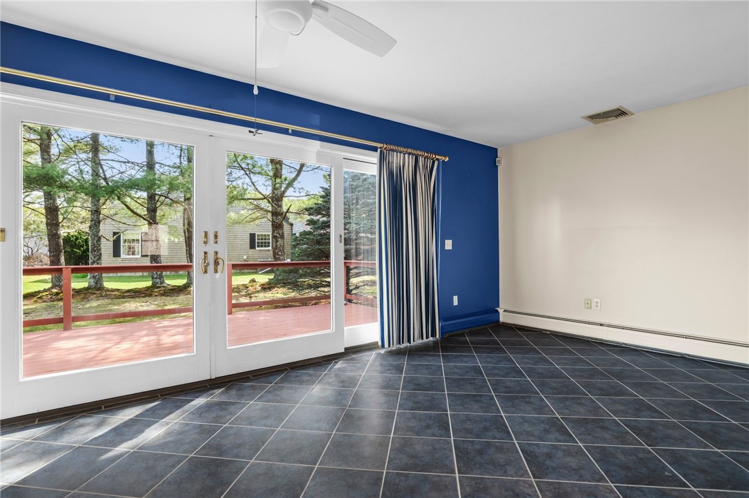 106 Oakland Farm Road Portsmouth, RI 02871 - Photo 15 of 50