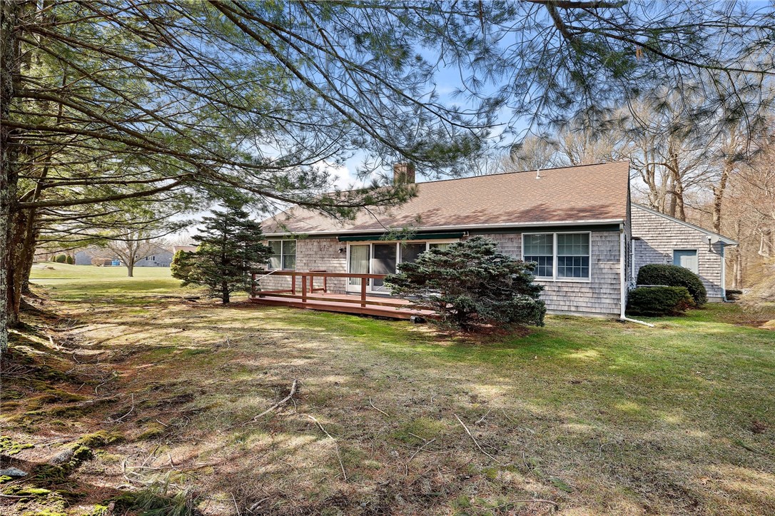 106 Oakland Farm Road Portsmouth, RI 02871 - Photo 37 of 50