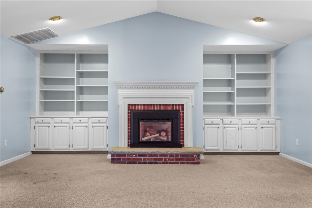 106 Oakland Farm Road Portsmouth, RI 02871 - Photo 8 of 50