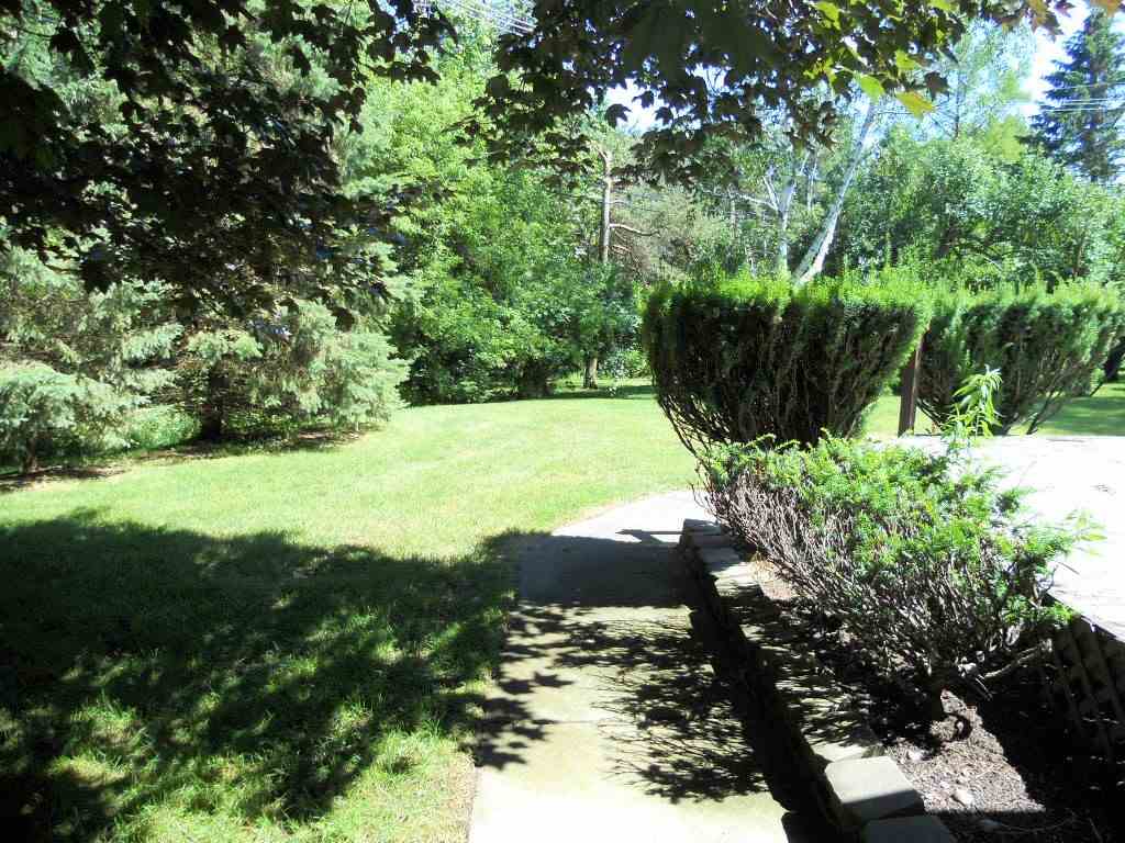 1920 Washington Road Rochester, MI 48306 - Photo 37 of 48 31324427-36.JPG