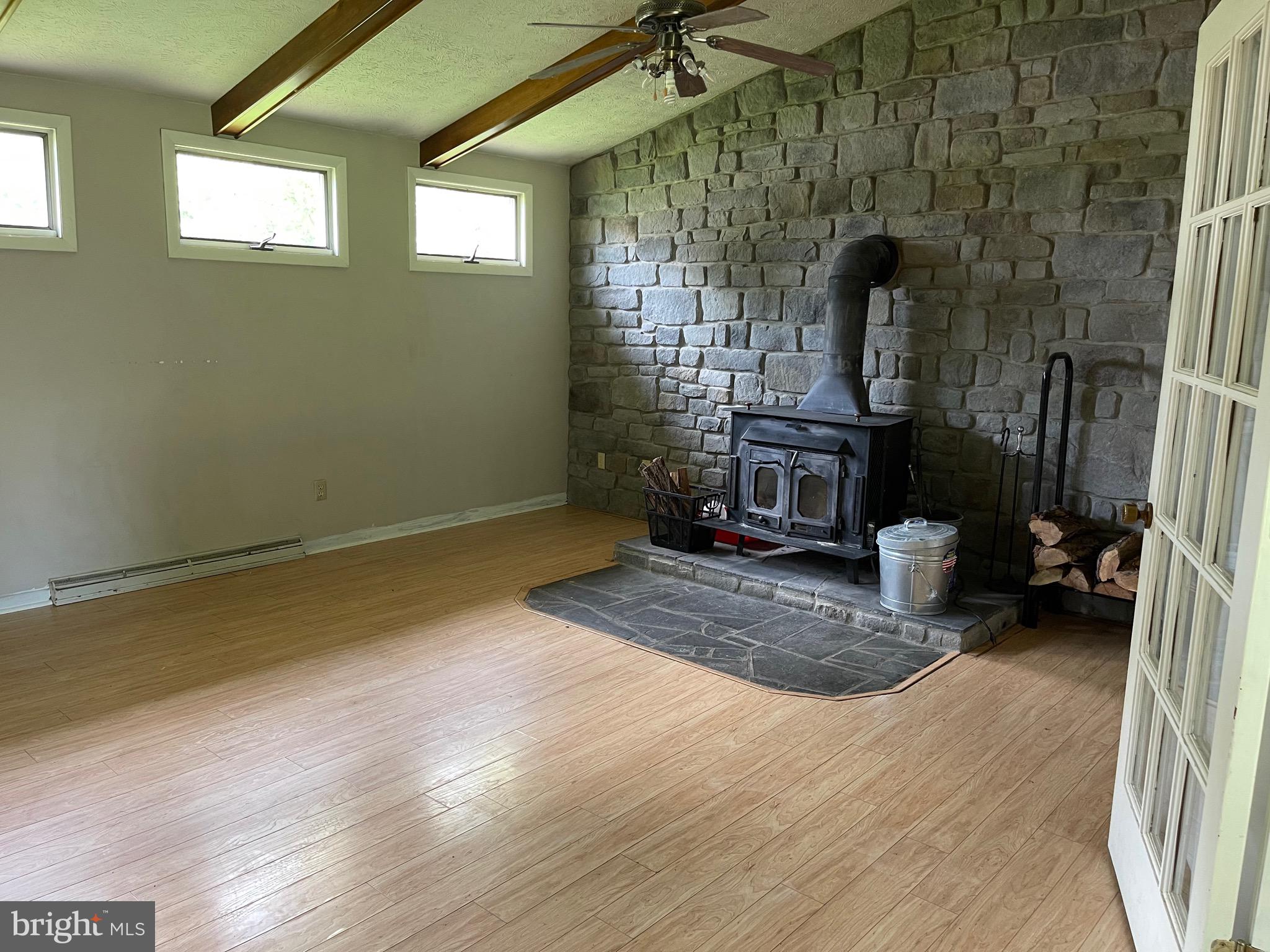 4453 Duffield Road Chambersburg, PA 17202 - Photo 14 of 33 Master bed