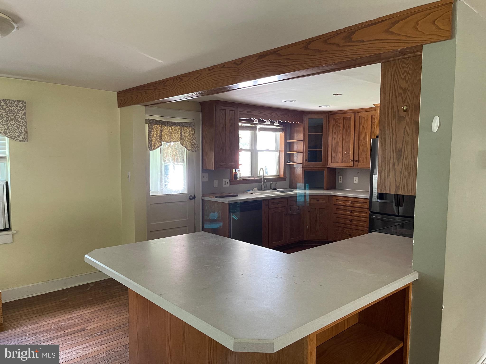 4453 Duffield Road Chambersburg, PA 17202 - Photo 8 of 33 Kitchen