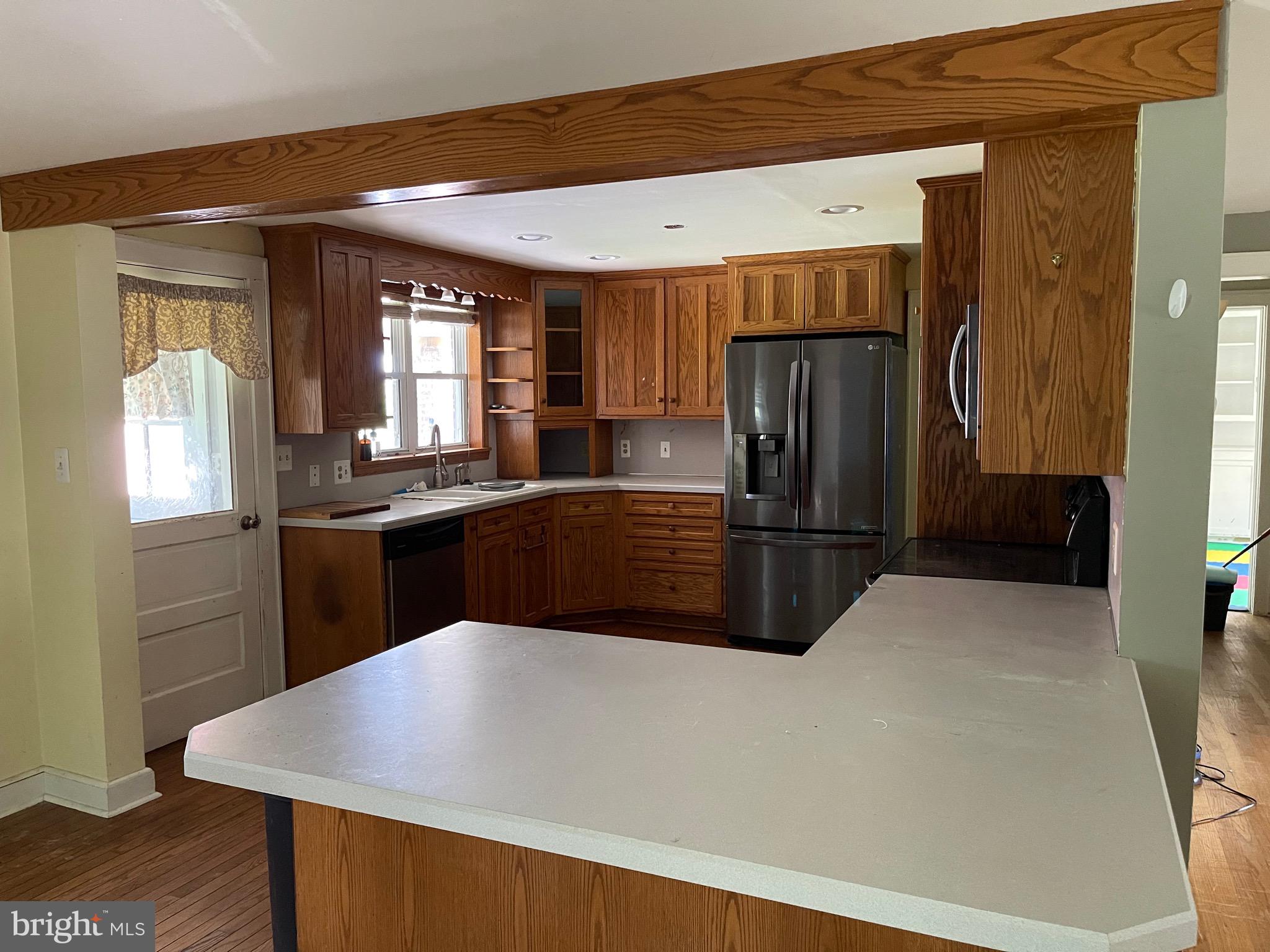 4453 Duffield Road Chambersburg, PA 17202 - Photo 9 of 33 Kitchen