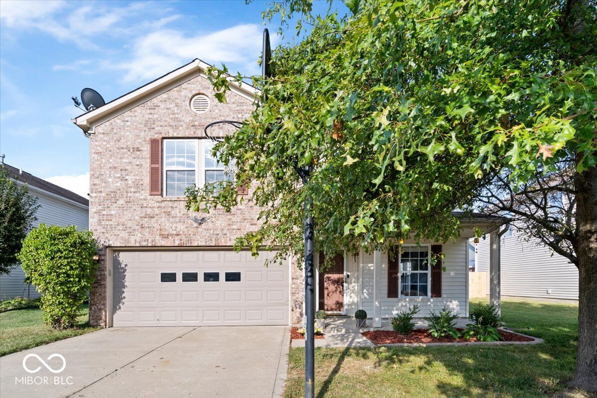 2426 Autumn Road Indianapolis, IN 46229 - Photo 1 of 40 Gallery Image 1