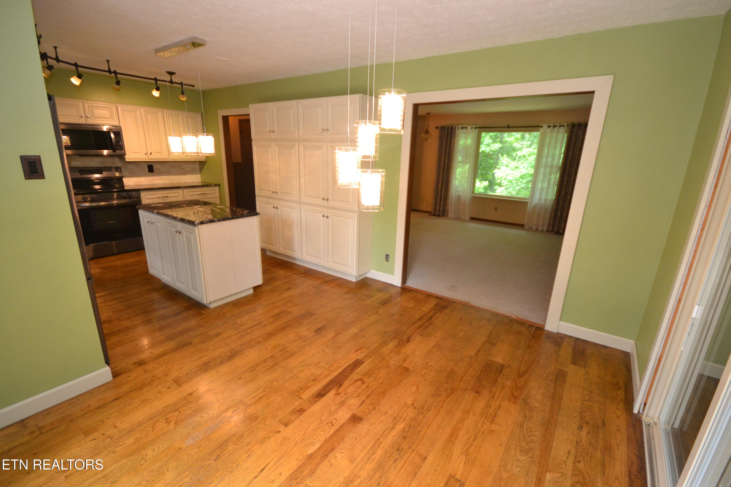 6703 Cate Road Powell, TN 37849 - Photo 6 of 23 Dining Room