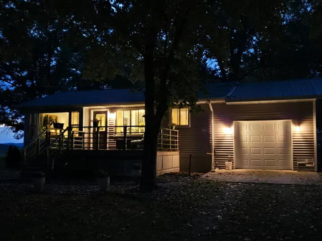 $309,900 | S12691 Big Hollow Road, Spring Green, WI 53588