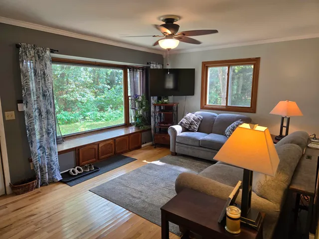 $309,900 | S12691 Big Hollow Road, Spring Green, WI 53588