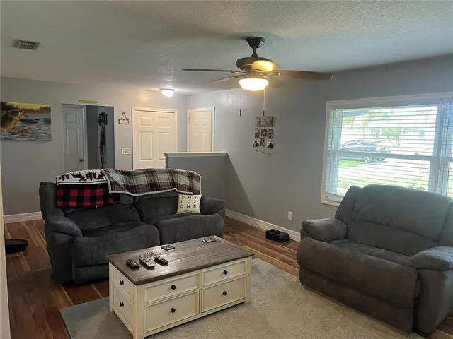 $329,800 | 563 Chestnut Court, Deltona, FL 32725