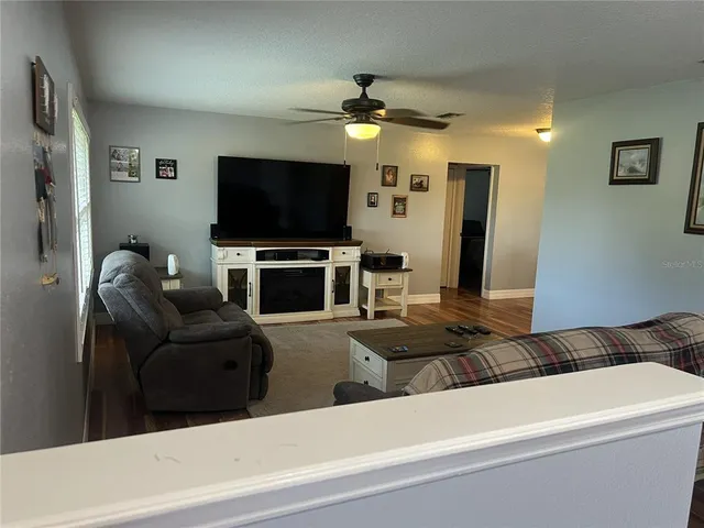 $329,800 | 563 Chestnut Court, Deltona, FL 32725