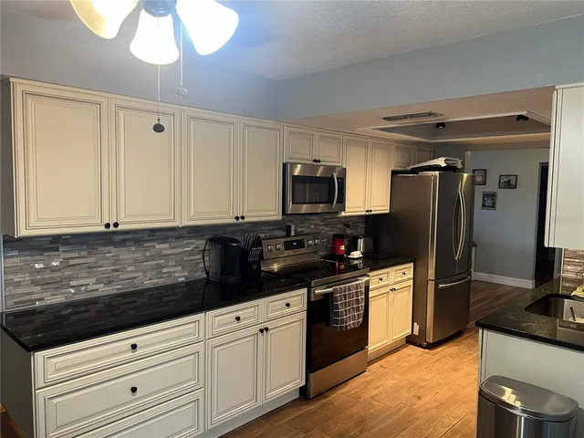 $329,800 | 563 Chestnut Court, Deltona, FL 32725