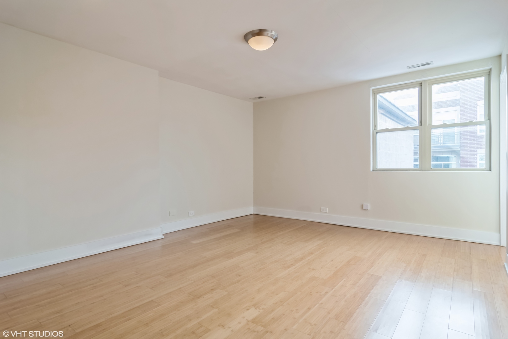 1047 West Madison Street, Unit 303 Chicago, IL 60607 - Photo 5 of 16