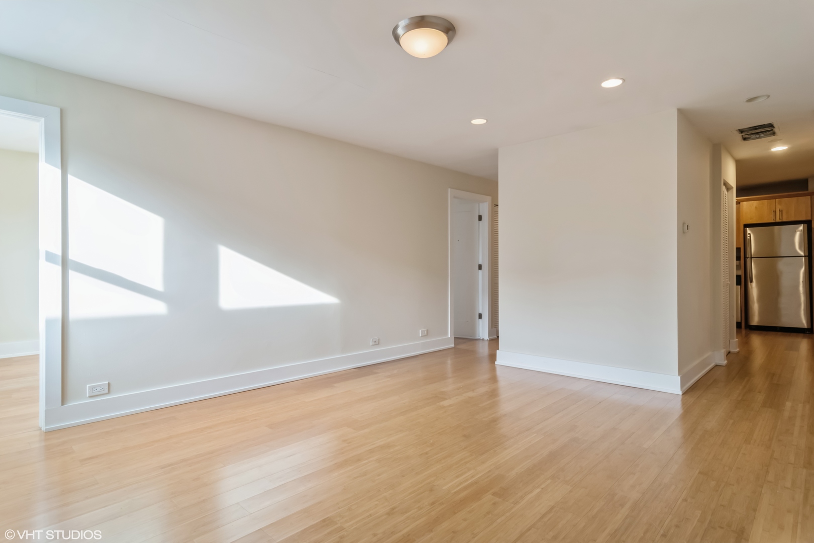 1047 West Madison Street, Unit 303 Chicago, IL 60607 - Photo 7 of 16