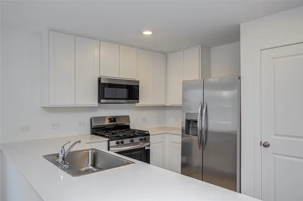 $2,300 | 26926 Cascade Sunrise Street, Katy, TX 77493