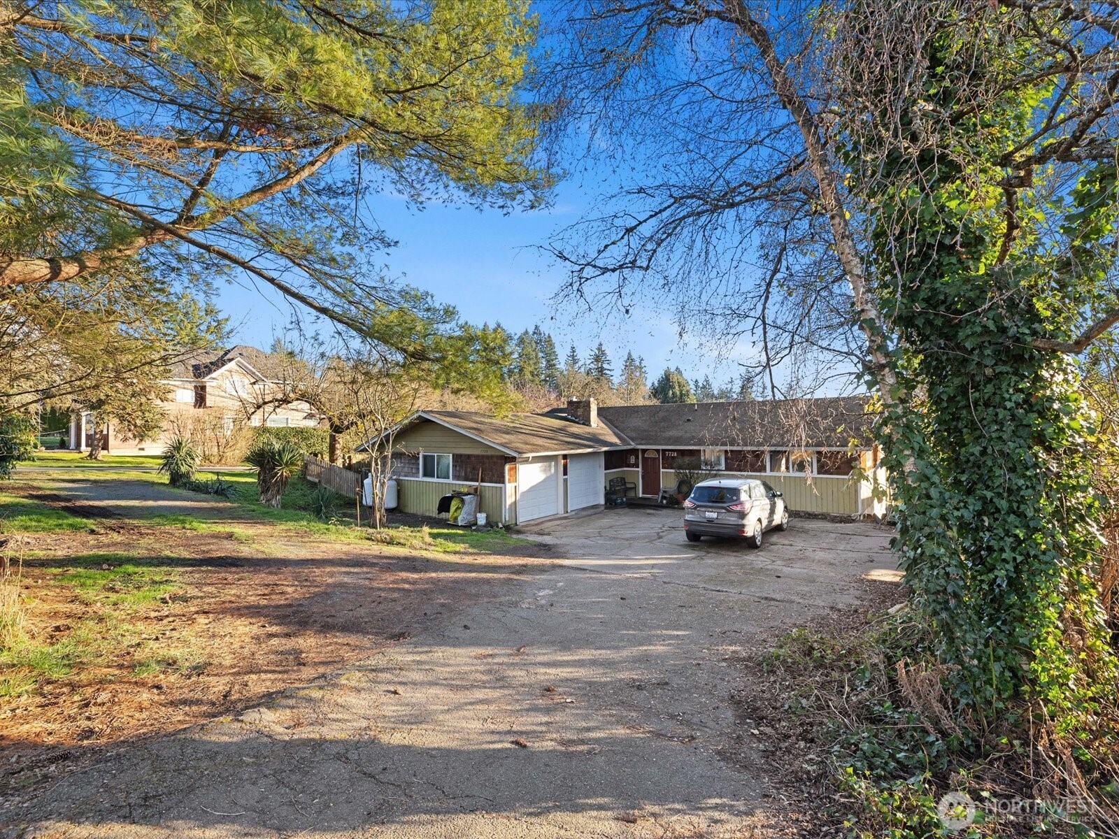 7728 South Lake Stevens Road Lake Stevens, WA 98258 - Photo 2 of 33