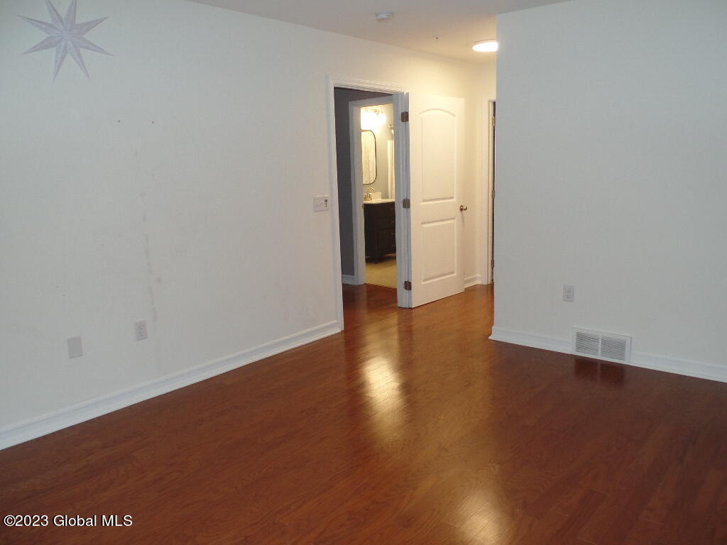 164 Paddock Circle Rotterdam, NY 12306 - Photo 27 of 53 SAM_4391 (1)