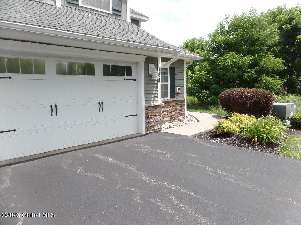 164 Paddock Circle Rotterdam, NY 12306 - Photo 49 of 53 SAM_4337 (1)