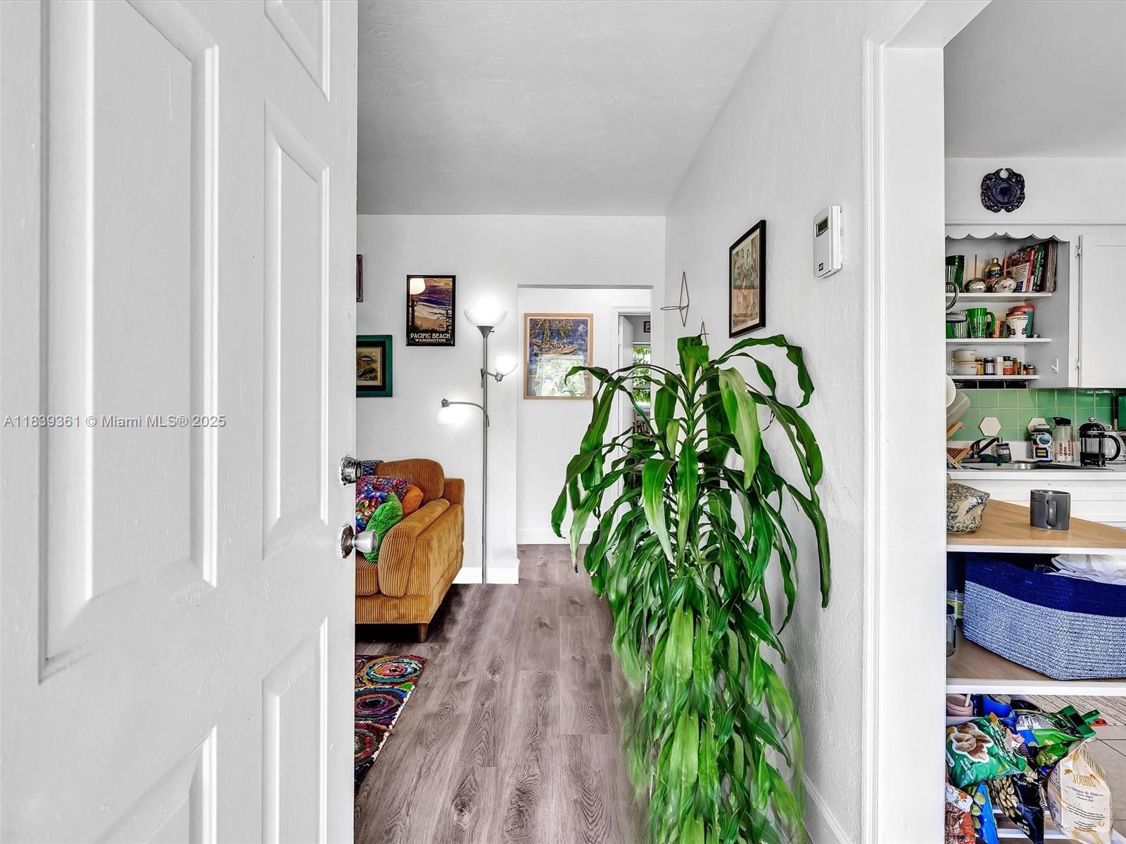 3210 Elizabeth Street Miami, FL 33133 - Photo 4 of 69