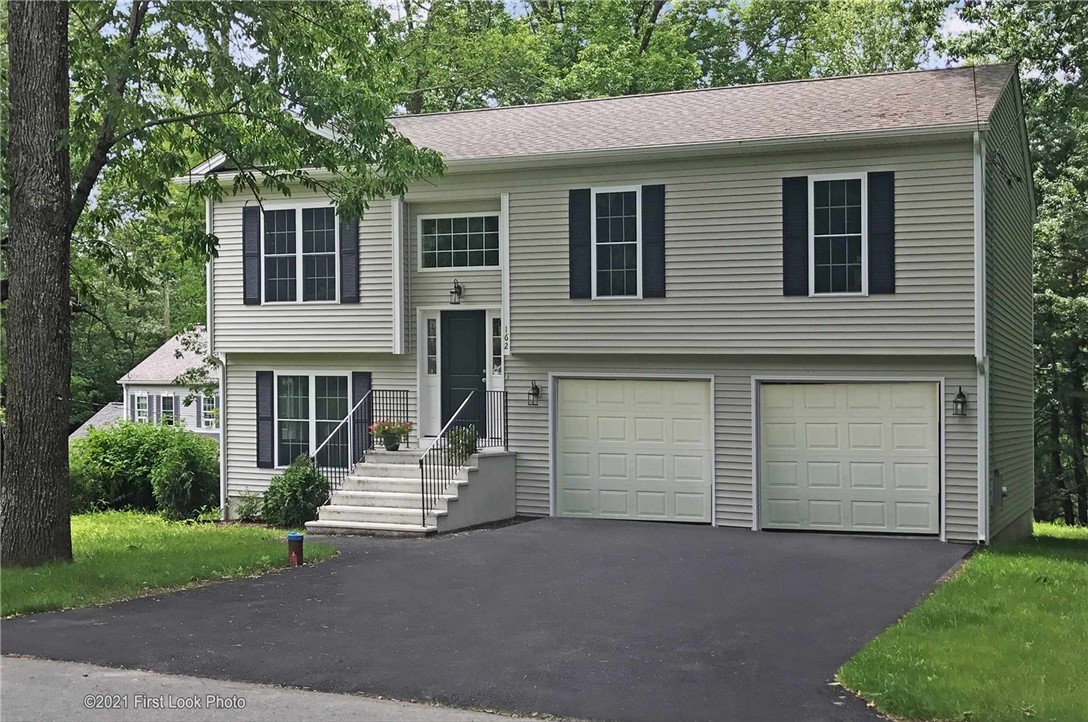 162 William Henry Road Scituate, RI 02857 - Photo 2 of 37