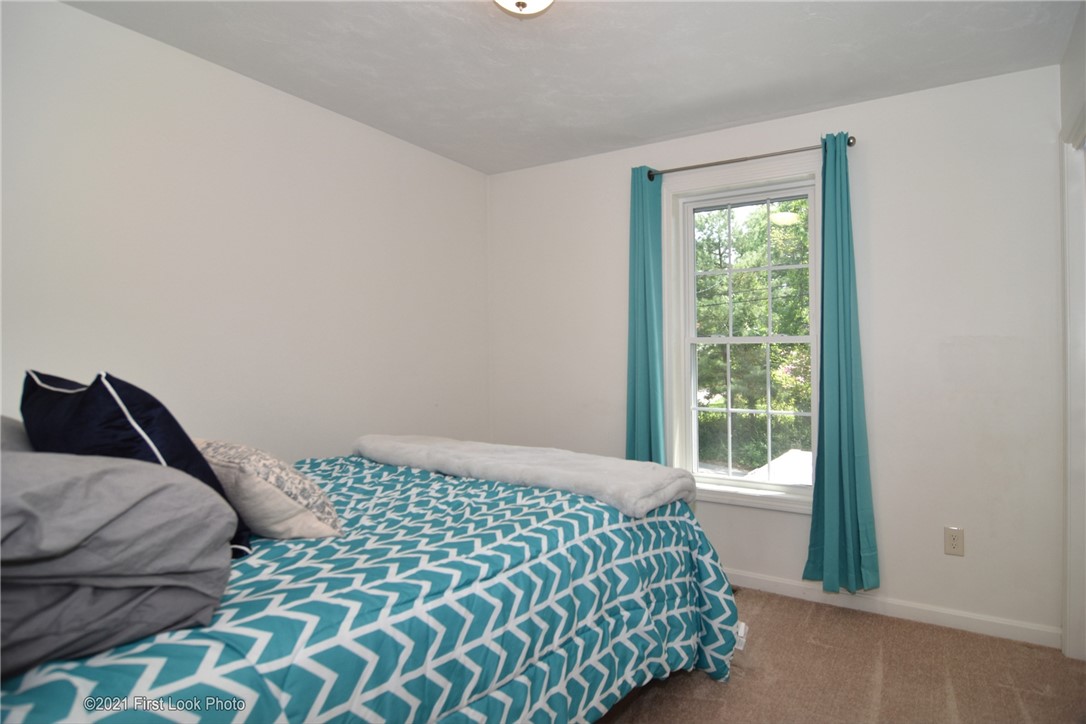 162 William Henry Road Scituate, RI 02857 - Photo 21 of 37