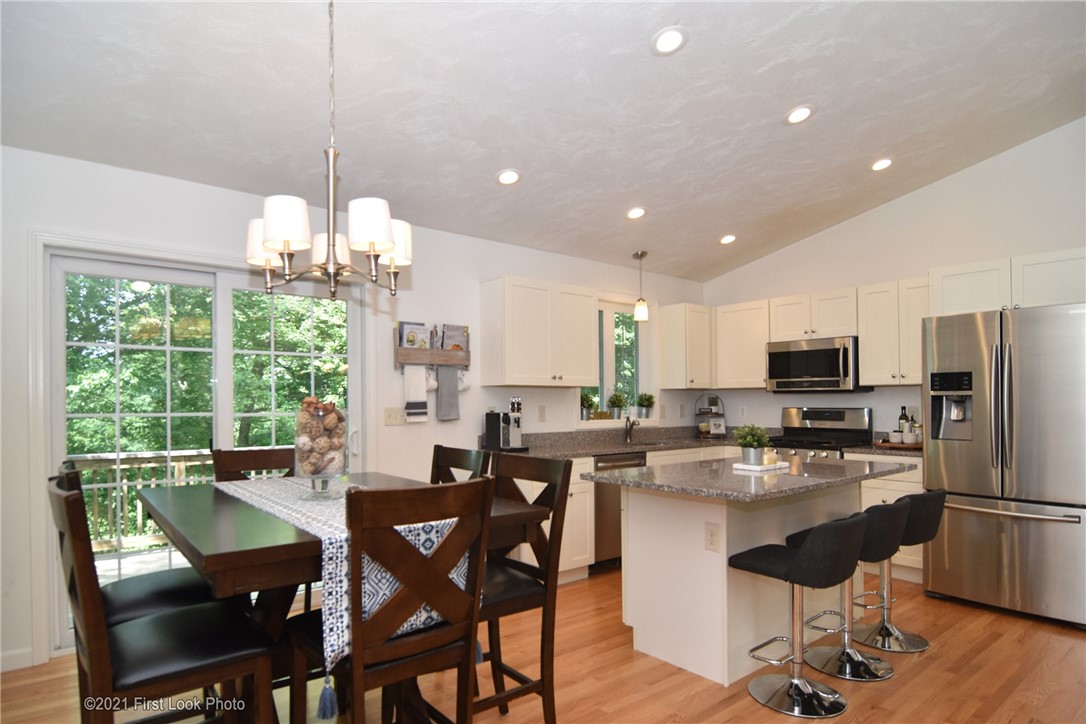 162 William Henry Road Scituate, RI 02857 - Photo 7 of 37