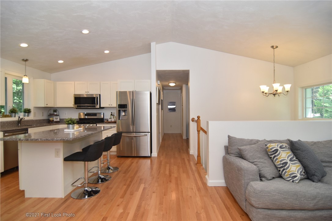 162 William Henry Road Scituate, RI 02857 - Photo 8 of 37
