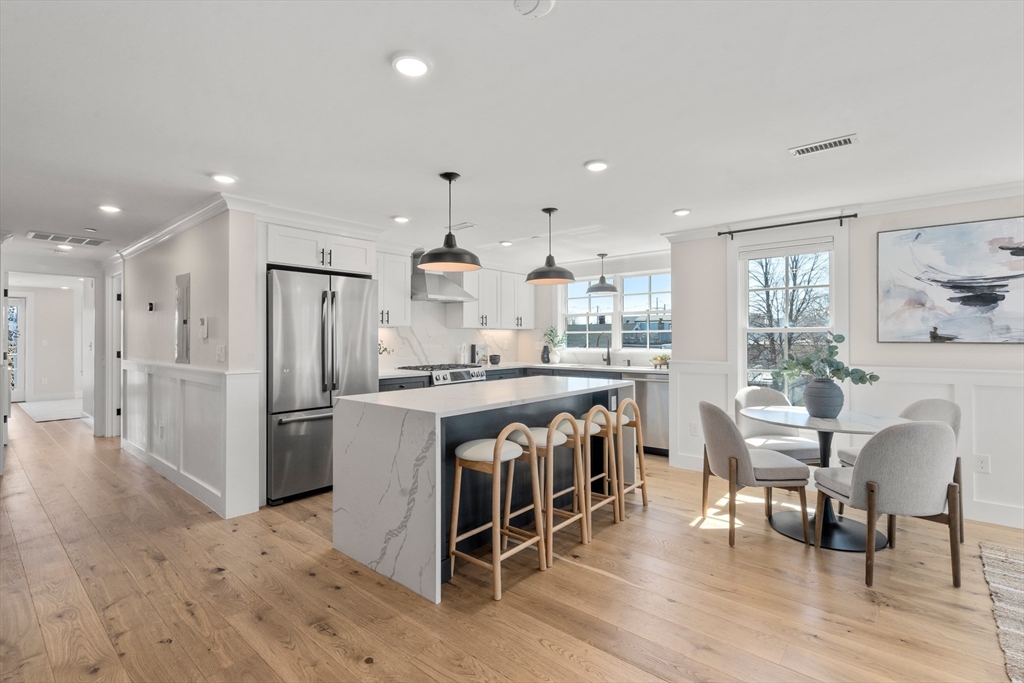 7 Dane Street, Unit D Somerville, MA 02143 - Photo 2 of 17