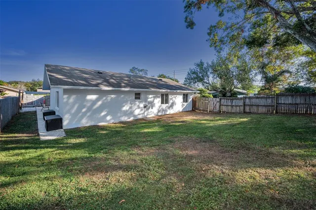 $3,000 | 1502 Cottonwood Terrace, Dunedin, FL 34698