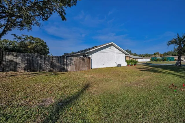 $3,000 | 1502 Cottonwood Terrace, Dunedin, FL 34698