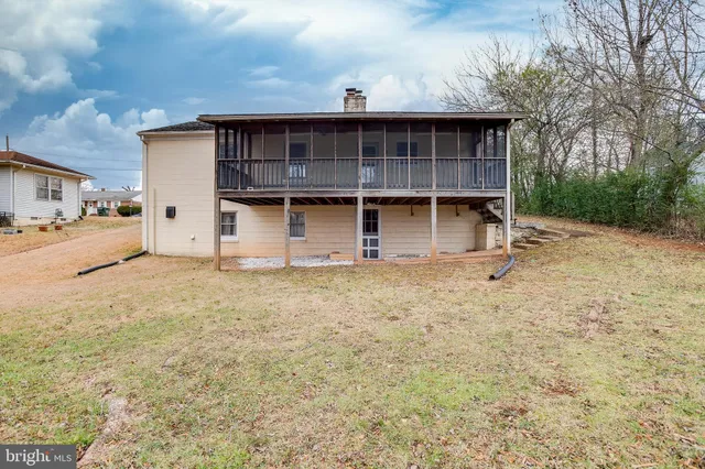 $355,000 | 1109 Lee Street, Culpeper, VA 22701