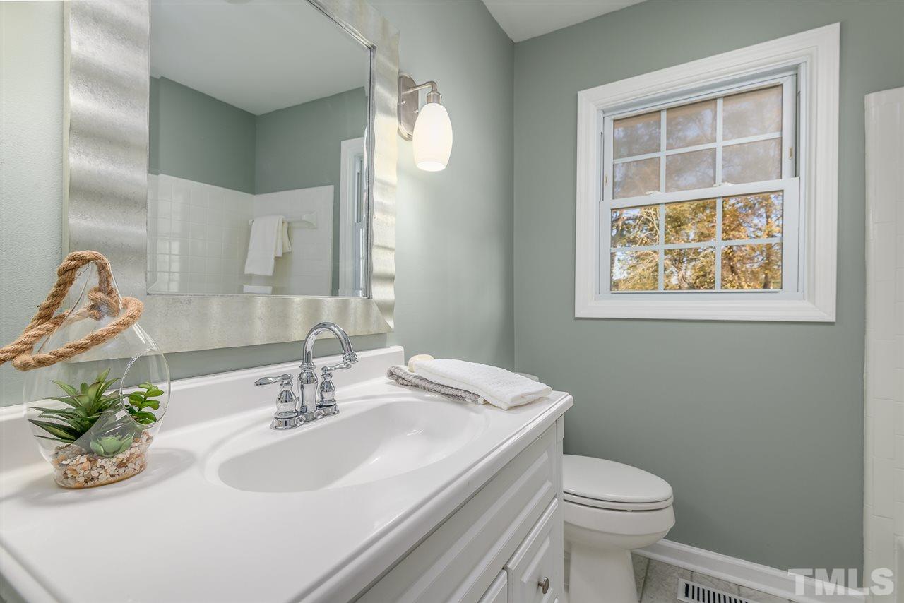 1604 Laura Duncan Road Apex, NC 27502 - Photo 20 of 30 Gallery Image 20