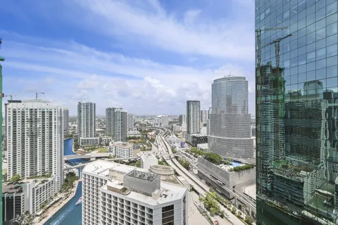 $549,000 | 200 Biscayne Blvd Way, Unit 3909, Miami, FL 33131