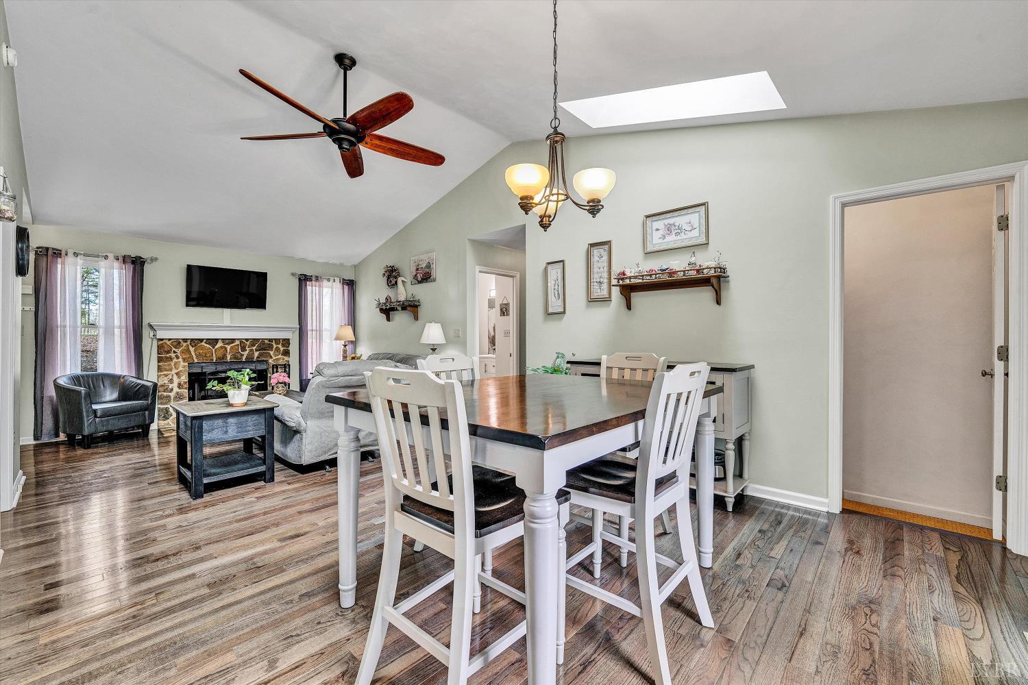 1681 Diamond Hill Road Moneta, VA 24121 - Photo 10 of 48 Gallery Image 10