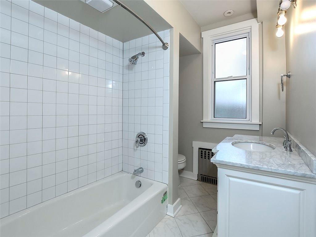 5601 Marlborough Road Pittsburgh, PA 15217 - Photo 14 of 25 UPDATED FAMILY BATH