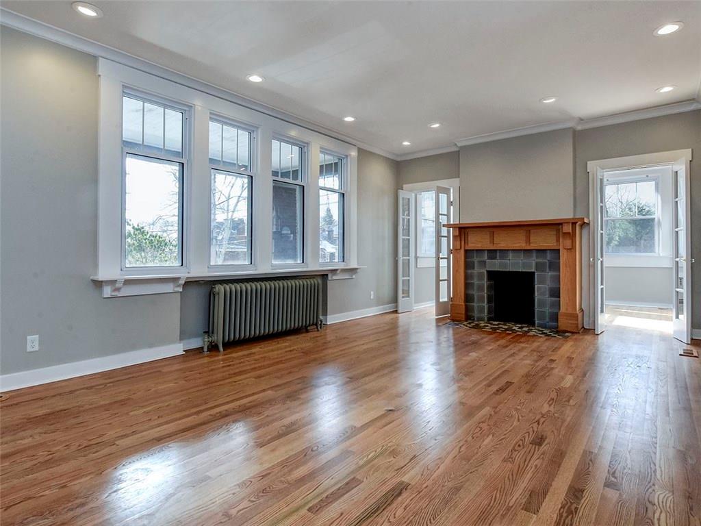 5601 Marlborough Road Pittsburgh, PA 15217 - Photo 3 of 25 LOOK AT ALL THE NATURAL LIGHT!