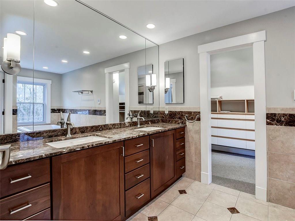 5601 Marlborough Road Pittsburgh, PA 15217 - Photo 22 of 25 MASTER BATH WITH DUAL SINKS....SEPARATE SHOWER, TUB AND TOILET!