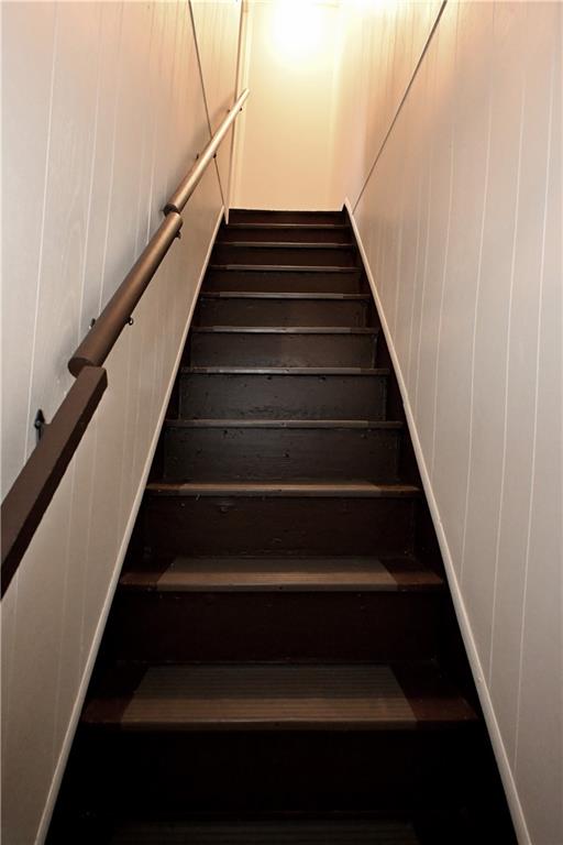 417 Lawn Street Pittsburgh, PA 15213 - Photo 17 of 26