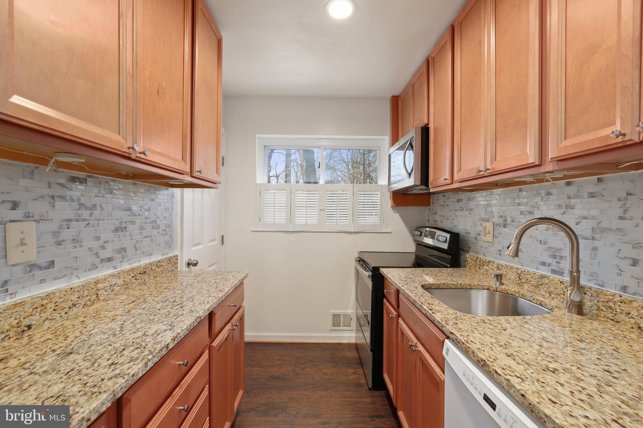 11518 Mapleview Drive Silver Spring, MD 20902 - Photo 13 of 38