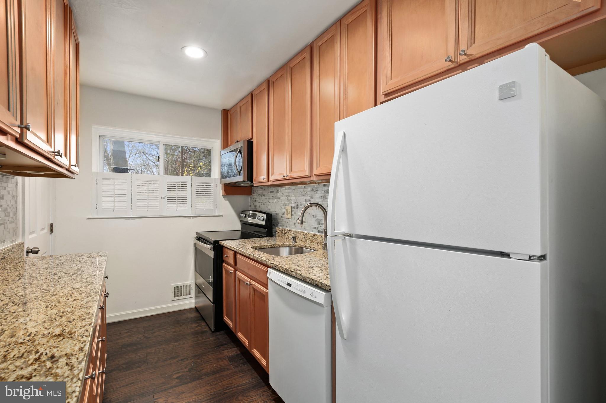 11518 Mapleview Drive Silver Spring, MD 20902 - Photo 16 of 38