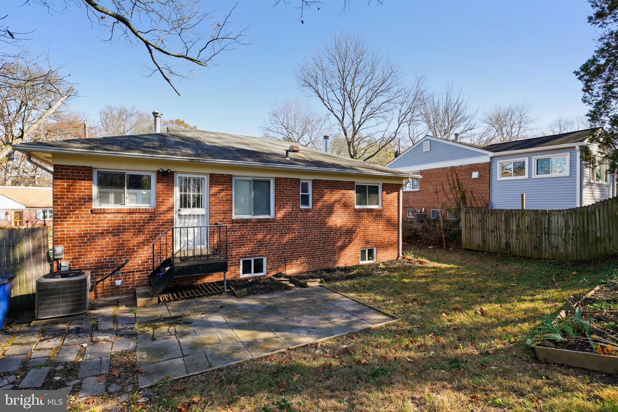 11518 Mapleview Drive Silver Spring, MD 20902 - Photo 32 of 38