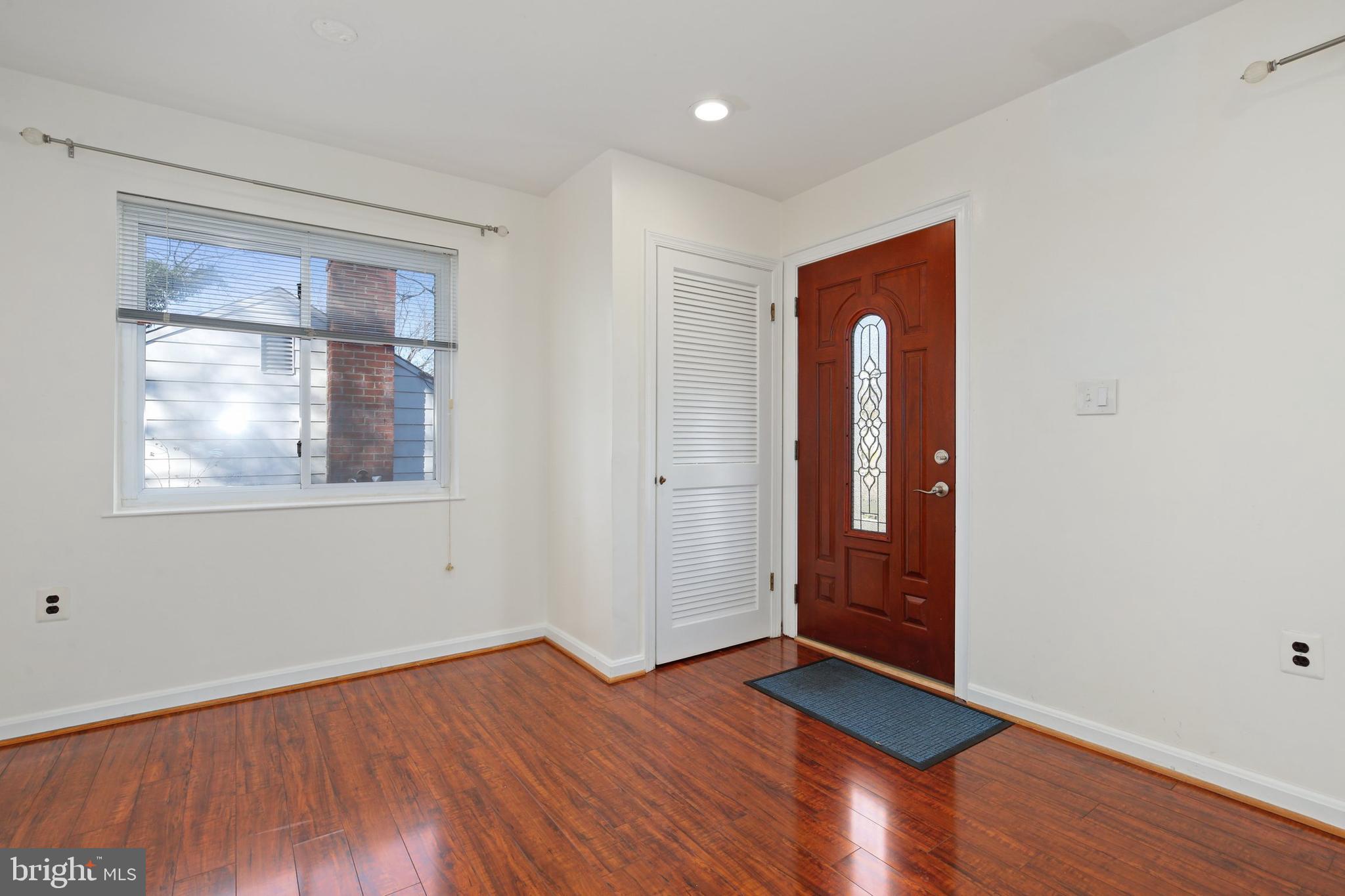 11518 Mapleview Drive Silver Spring, MD 20902 - Photo 10 of 38