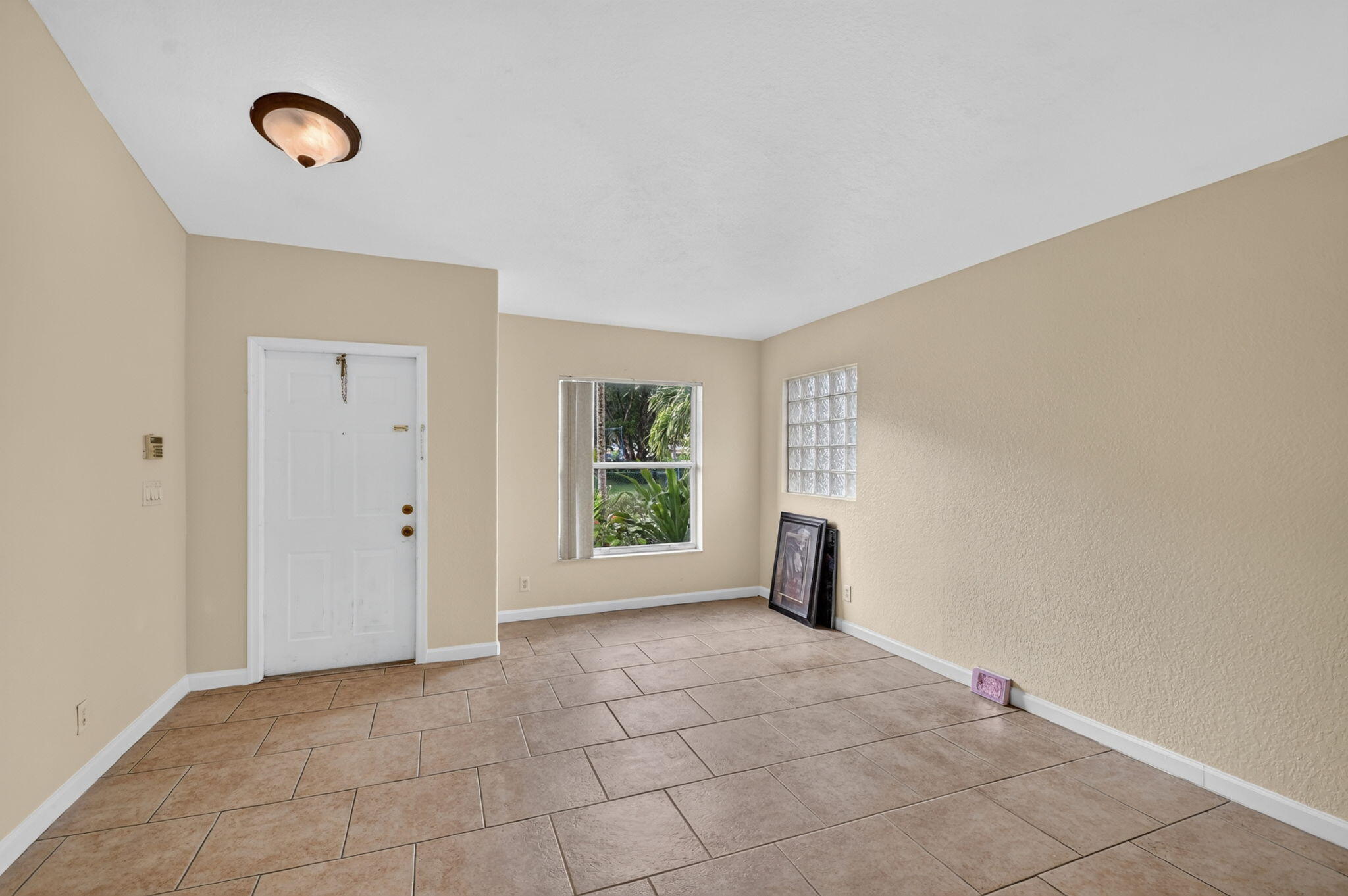 1107 Big Torch Street Riviera Beach, FL 33407 - Photo 4 of 69 6-web-or-mls-DSC_4877