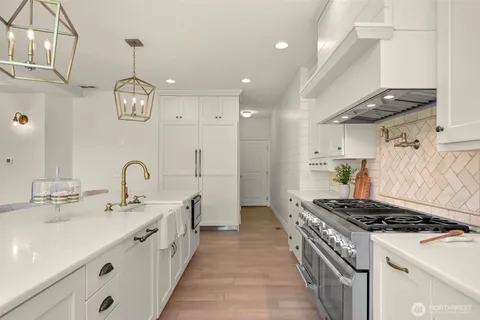 $1,150,000 | 4727 Columbus Avenue, Bellingham, WA 98229