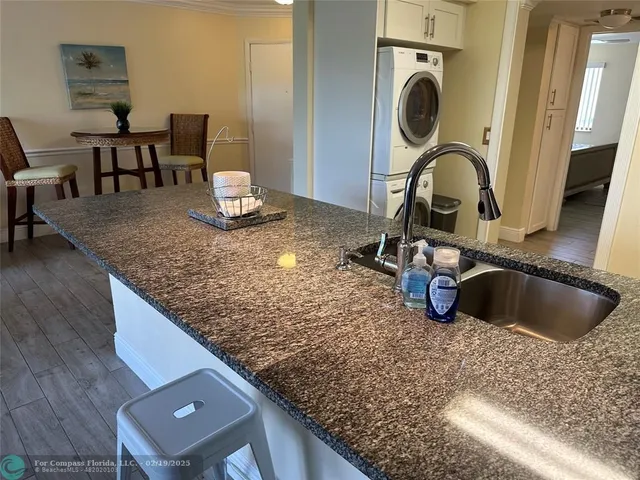 $3,000 | 1605 Highway 1, Unit 104, Jupiter, FL 33477