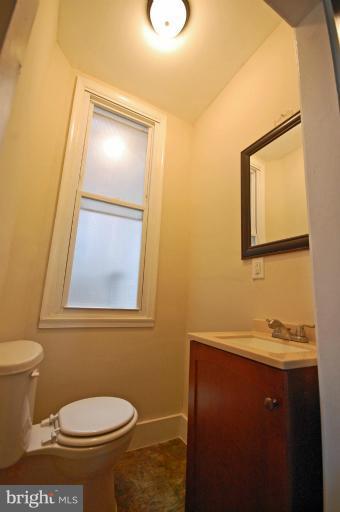 2325 Annapolis Road Baltimore, MD 21230 - Photo 22 of 29 Bath