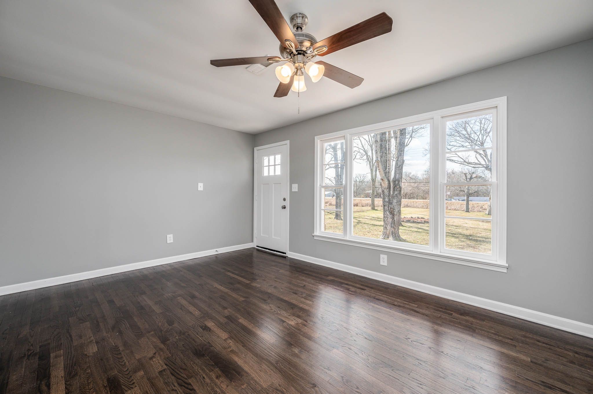 3701 Hunters Point Pike Lebanon, TN 37087 - Photo 3 of 12 Gallery Image 3