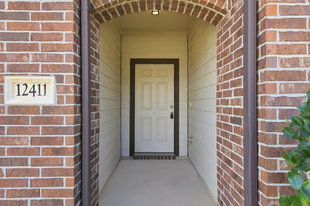 $2,000 | 12411 Southern Trail Court, Magnolia, TX 77354