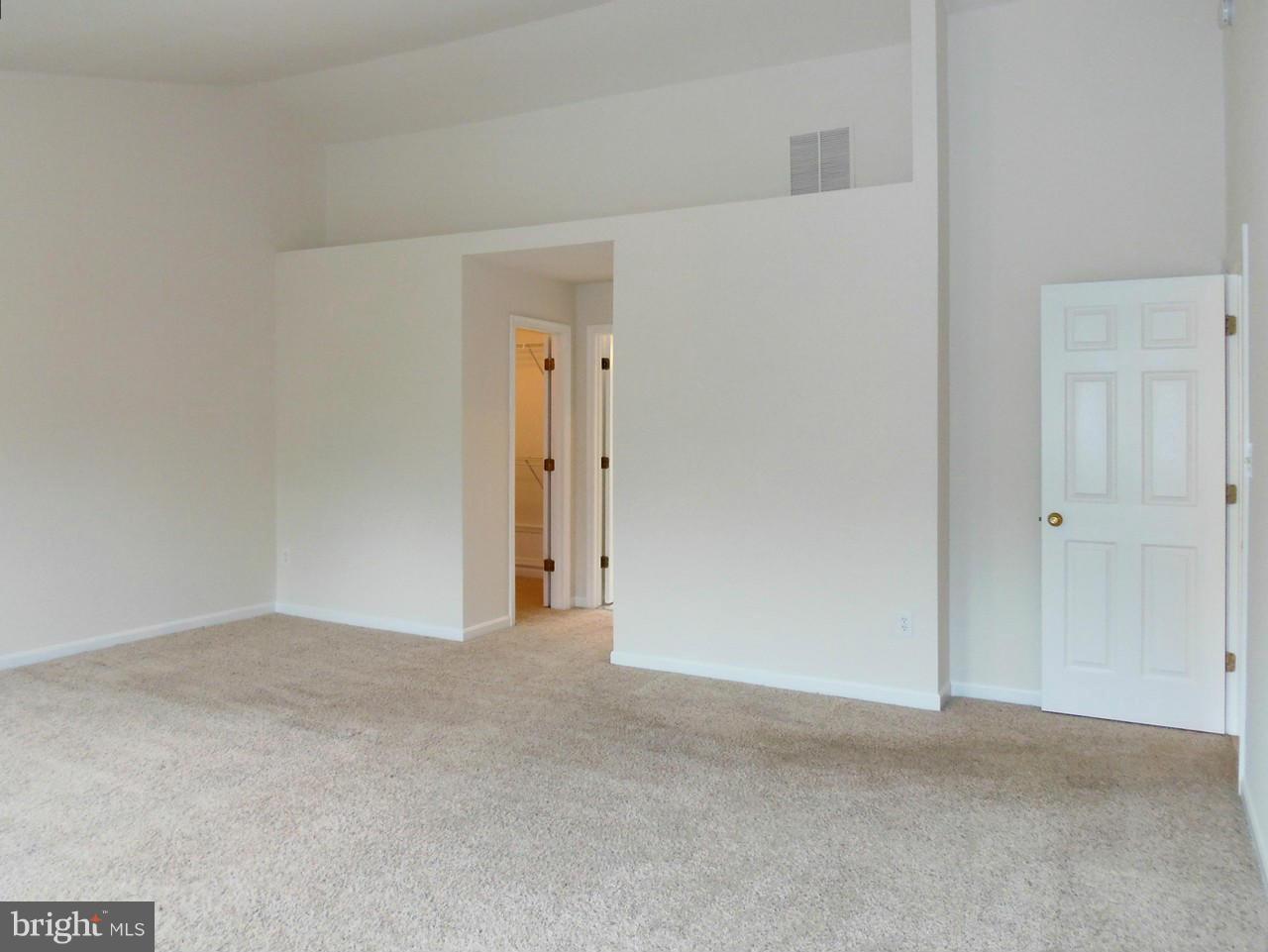 1909 Grey Castle Way Silver Spring, MD 20903 - Photo 15 of 27 Bedroom (Master)