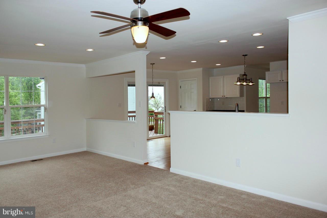 1909 Grey Castle Way Silver Spring, MD 20903 - Photo 20 of 27 Family Room